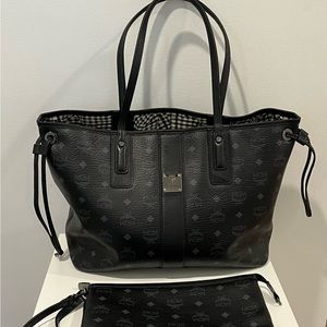 MCM Liz Reversible Tote Bag with clutch